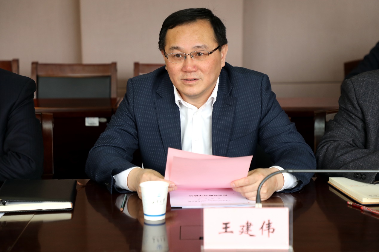 学校与中交基础设施养护集团有限公司签署战略合作协议